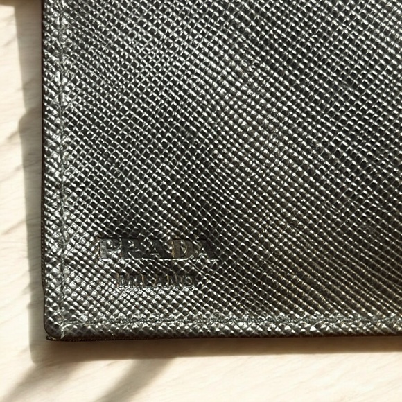 PRADA Tessato Black Nylon Tri-fold wallet - Picture 5 of 11